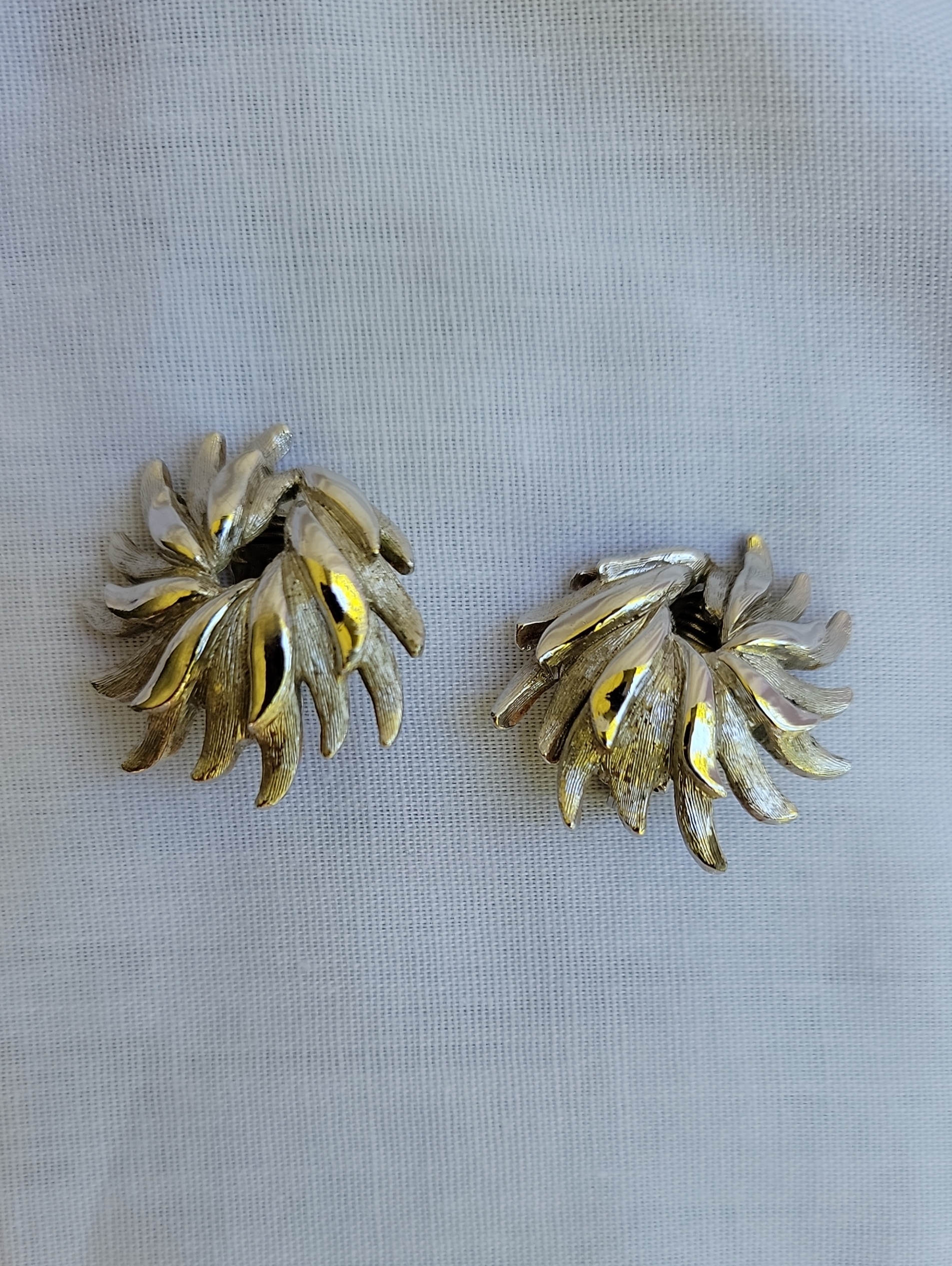 Vintage Monet Elegant Silver Tone Floral Clip-On Earrings -
